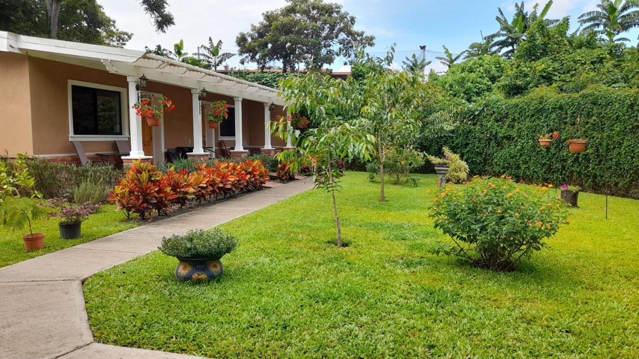 Airport Costa Rica B&B Río Segundo Extérieur photo